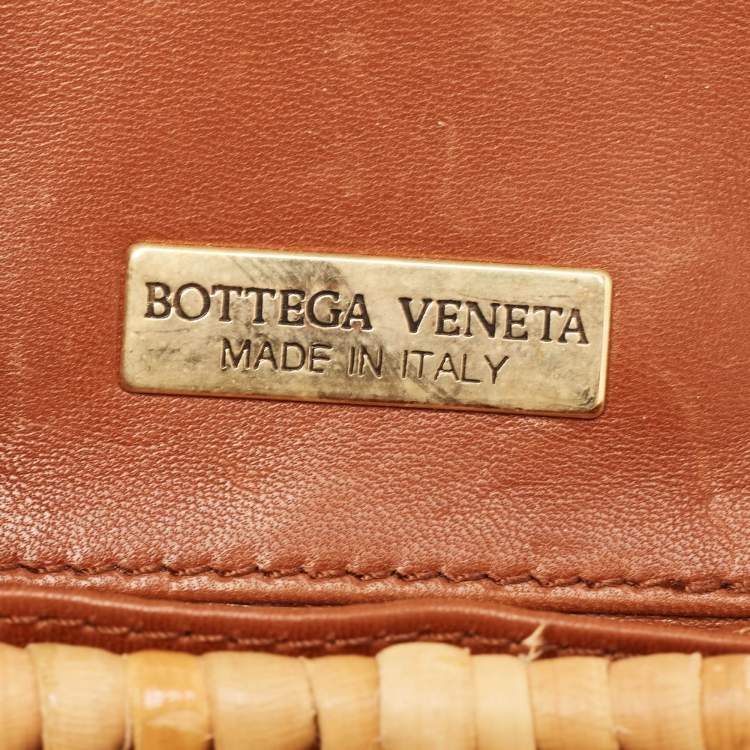 Pre Owned Bottega Veneta Brown/Beige Raffia and Leather Wicker Flap Crossbody Bag