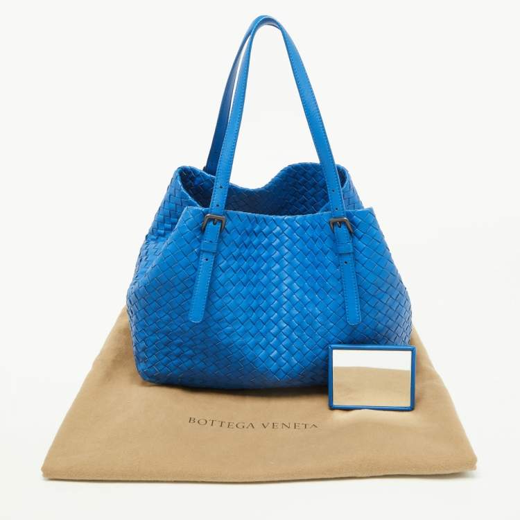 Pre Owned Bottega Veneta Blue Intrecciato Leather Cesta Bag