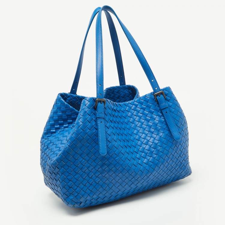 Pre Owned Bottega Veneta Blue Intrecciato Leather Cesta Bag
