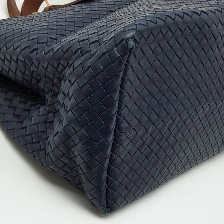 Pre Owned Bottega Veneta Blue/Tan Intrecciato Leather Shopper Tote
