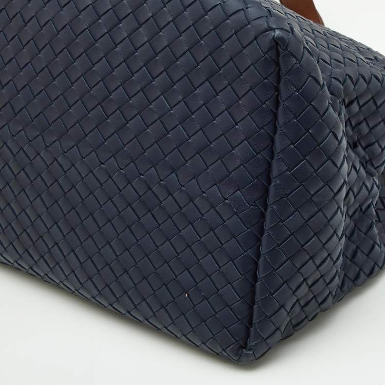 Pre Owned Bottega Veneta Blue/Tan Intrecciato Leather Shopper Tote