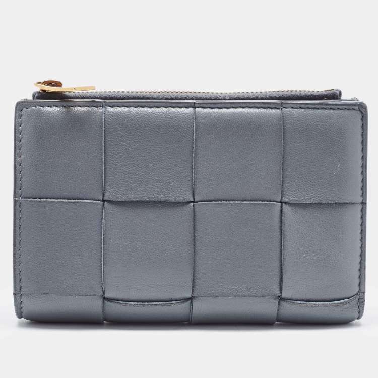 Pre Owned Bottega Veneta Grey Intrecciato Leather Bifold Zip Wallet
