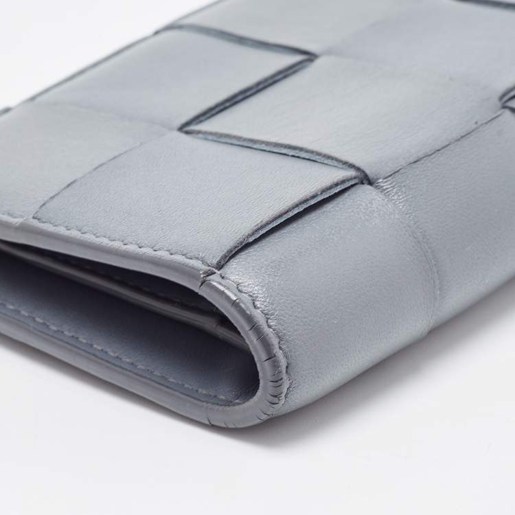 Pre Owned Bottega Veneta Grey Intrecciato Leather Bifold Zip Wallet