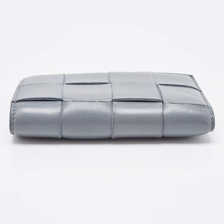 Pre Owned Bottega Veneta Grey Intrecciato Leather Bifold Zip Wallet