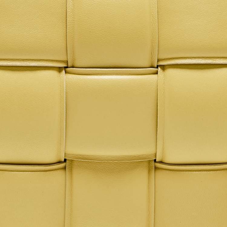 Pre Owned Bottega Veneta Yellow Padded Leather Chain Cassette Shoulder Bag