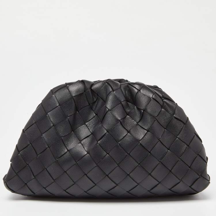 Pre Owned Bottega Veneta Black Intrecciato Leather Mini The Pouch Bag