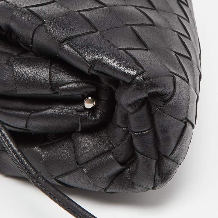 Pre Owned Bottega Veneta Black Intrecciato Leather Mini The Pouch Bag