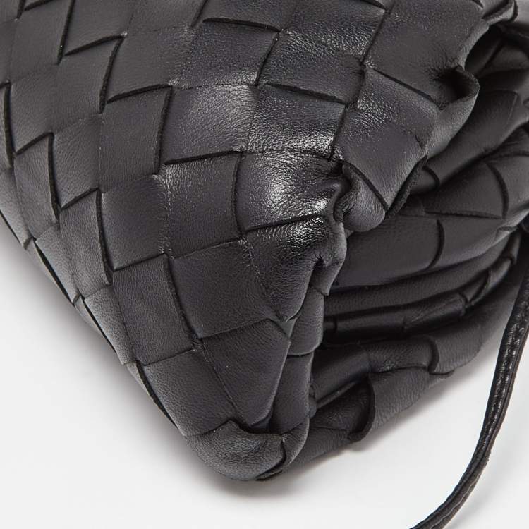 Pre Owned Bottega Veneta Black Intrecciato Leather Mini The Pouch Bag