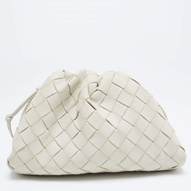 Pre Owned Bottega Veneta Off White Intrecciato Leather Mini The Pouch Bag