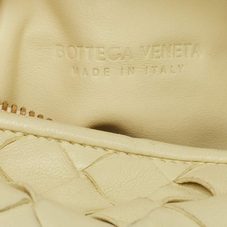 Pre Owned Bottega Veneta Light Yellow Intrecciato Leather Mini Jodie Hobo