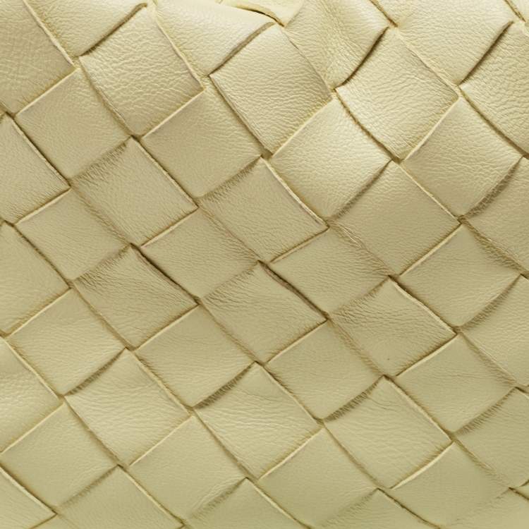Pre Owned Bottega Veneta Light Yellow Intrecciato Leather Mini Jodie Hobo