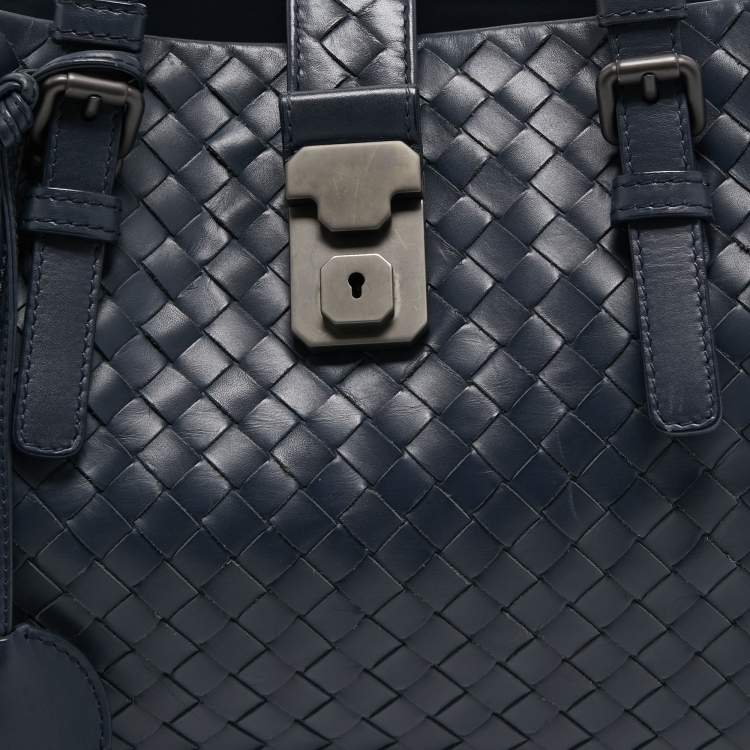 Pre Owned Bottega Veneta Blue Intrecciato Leather Small Roma Tote