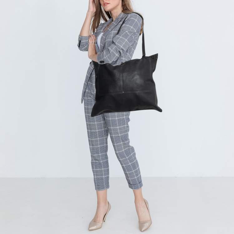 Pre Owned Bottega Veneta Black Leather Tote
