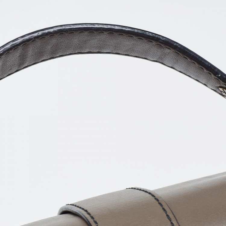 Pre Owned Bottega Veneta Dark Beige Leather Medium Piazza Top Handle Bag
