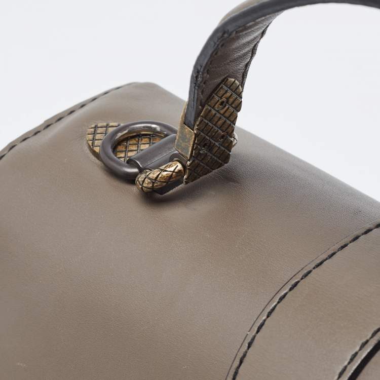 Pre Owned Bottega Veneta Dark Beige Leather Medium Piazza Top Handle Bag