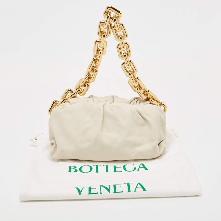 Pre Owned Bottega Veneta Off White Leather The Chain Pouch Bag