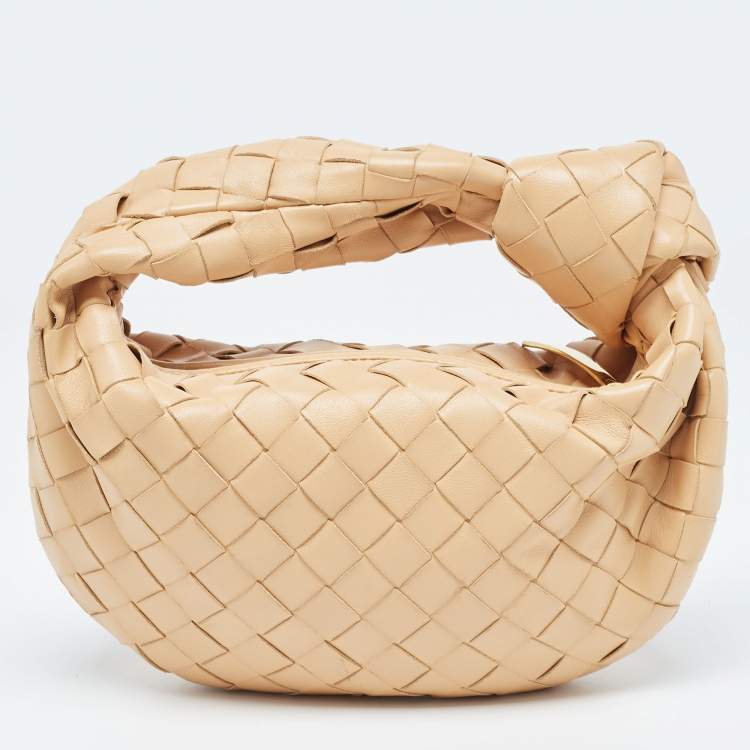مملوكة مسبقًا Bottega Veneta Beige Intrecciato Leather Mini Jodie Hobo