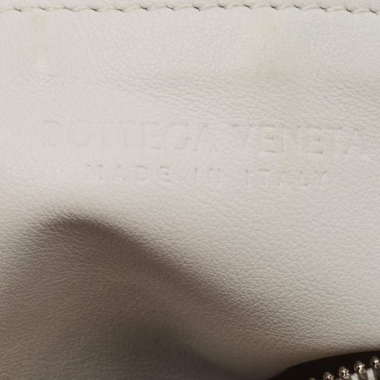 Pre Owned Bottega Veneta White Intrecciato Leather Small Jodie Bag
