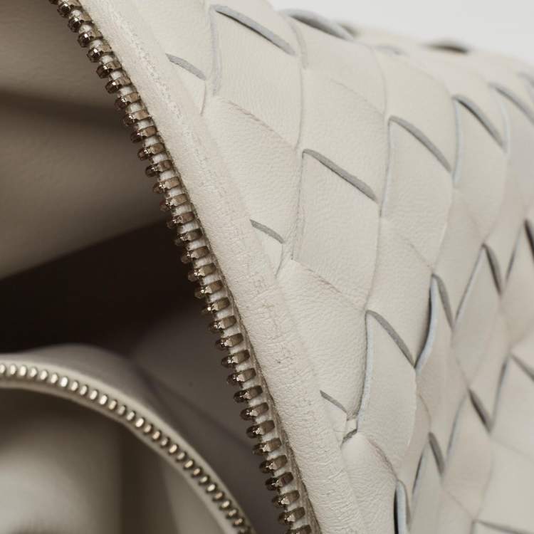 Pre Owned Bottega Veneta White Intrecciato Leather Small Jodie Bag