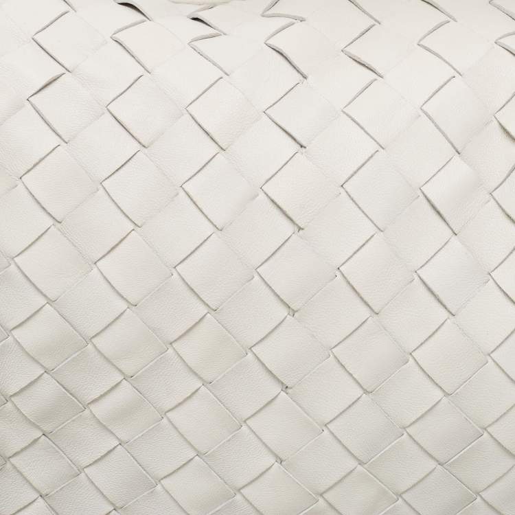 Pre Owned Bottega Veneta White Intrecciato Leather Small Jodie Bag