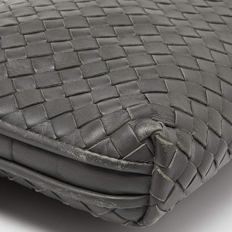 Pre Owned Bottega Veneta Grey Intrecciato Leather Nodini Crossbody Bag