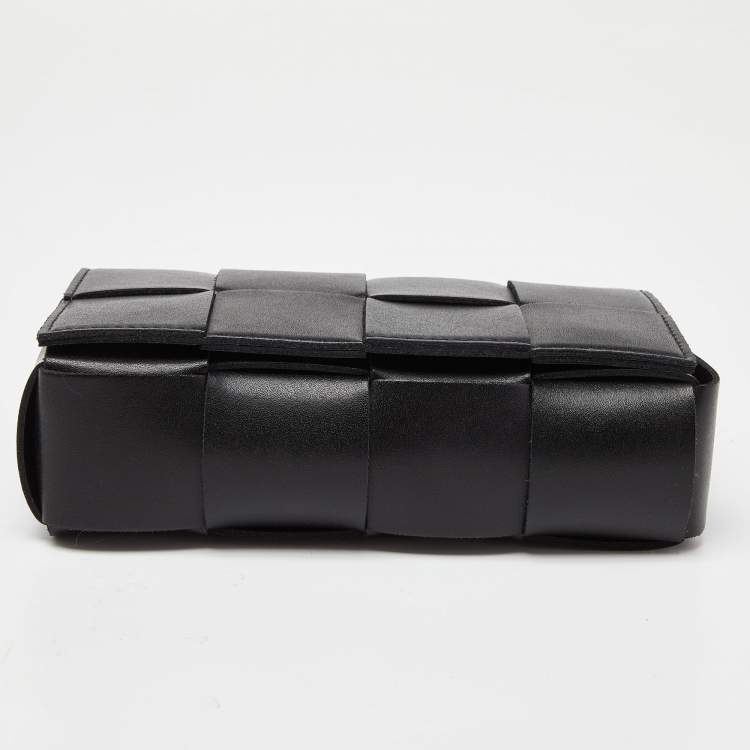 مملوكة مسبقًا Bottega Veneta Black Intrecciato Leather Mini Cassette Belt Bag