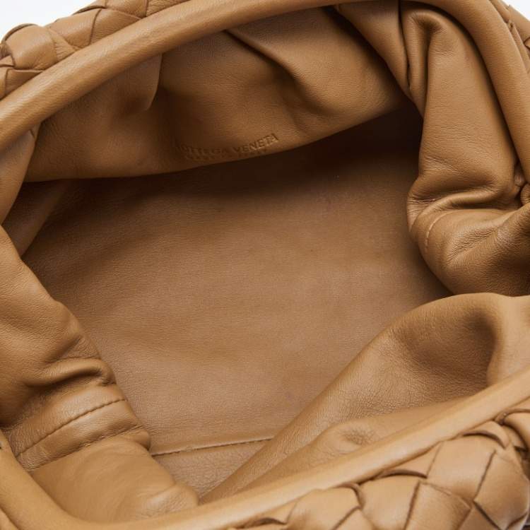 Pre Owned Bottega Veneta Brown Intrecciato Leather The Pouch Clutch
