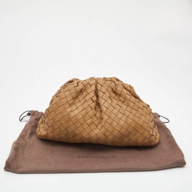 Pre Owned Bottega Veneta Brown Intrecciato Leather The Pouch Clutch