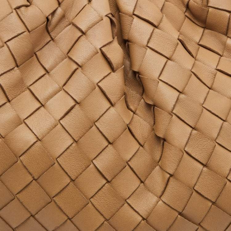 Pre Owned Bottega Veneta Brown Intrecciato Leather The Pouch Clutch