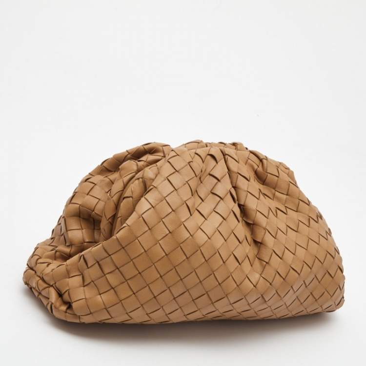 Pre Owned Bottega Veneta Brown Intrecciato Leather The Pouch Clutch