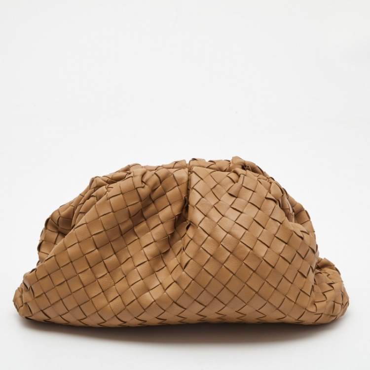 Pre Owned Bottega Veneta Brown Intrecciato Leather The Pouch Clutch