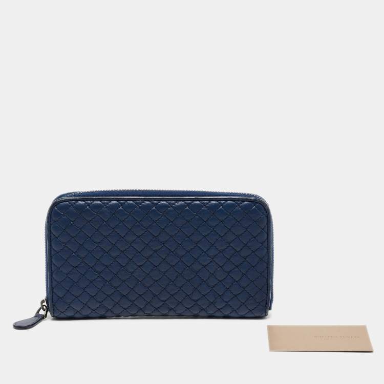 Pre Owned Bottega Veneta Blue Quilted Leather Zip Around Wallet
