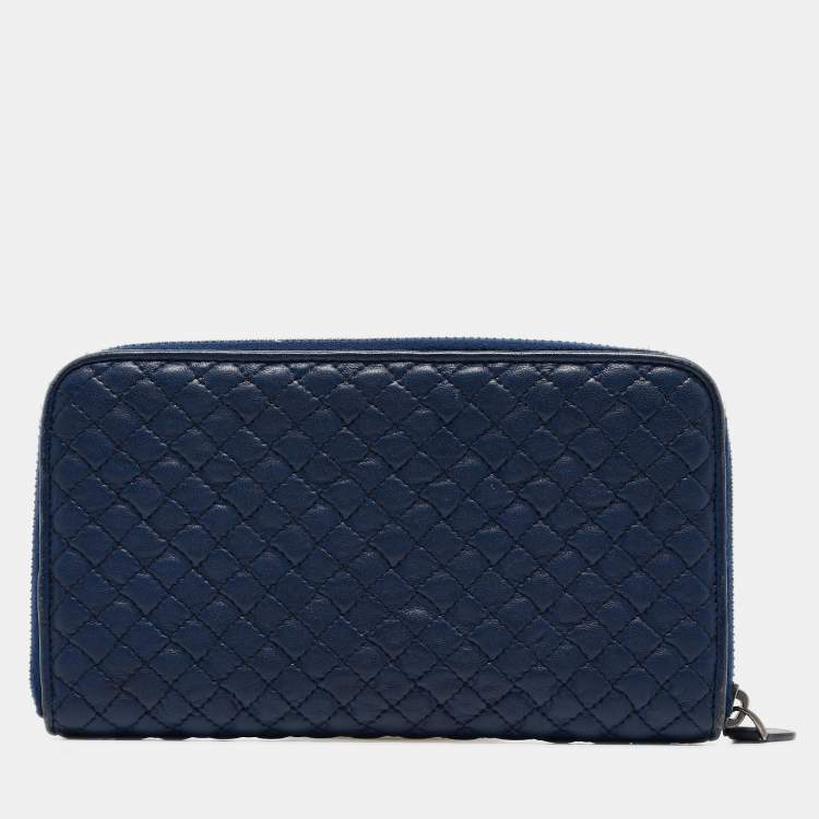 Pre Owned Bottega Veneta Blue Quilted Leather Zip Around Wallet