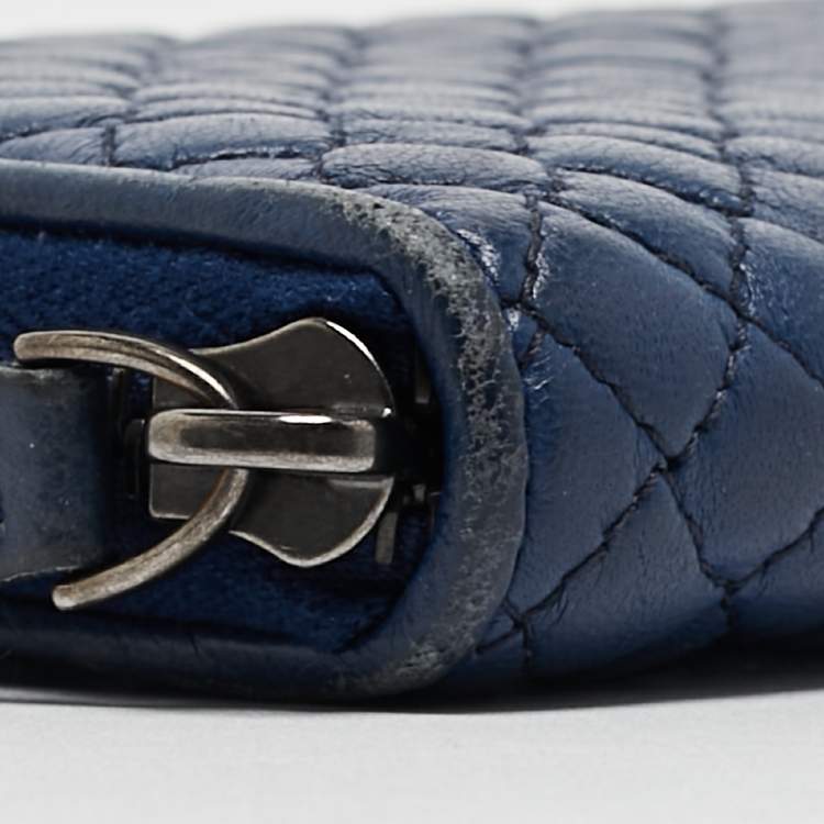 Pre Owned Bottega Veneta Blue Quilted Leather Zip Around Wallet