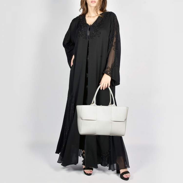 Pre Owned Bottega Veneta White Intrecciato Leather Arco Tote