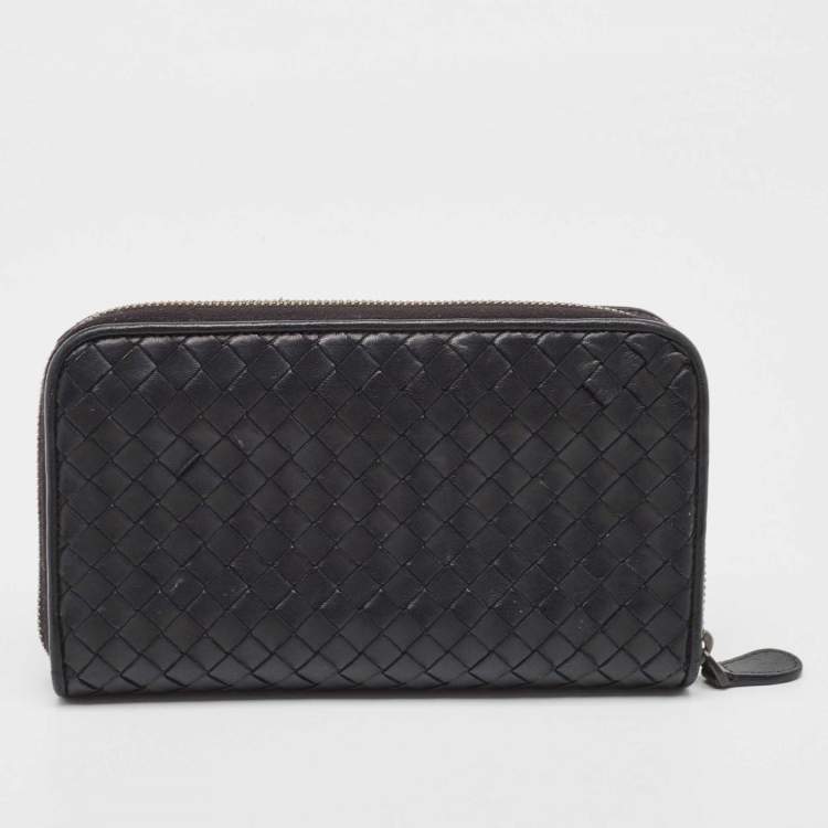 Pre Owned Bottega Veneta Black Intrecciato Leather Zip Around Wallet