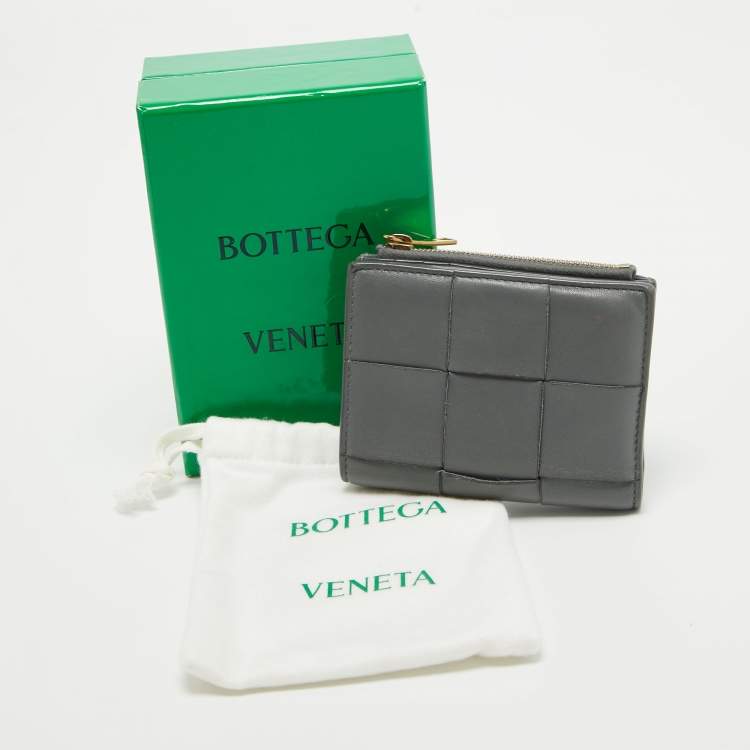 Pre Owned Bottega Veneta Grey Intrecciato Leather Cassette Compact Walllet