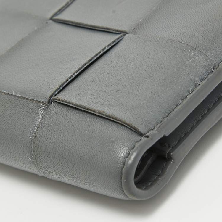 Pre Owned Bottega Veneta Grey Intrecciato Leather Cassette Compact Walllet