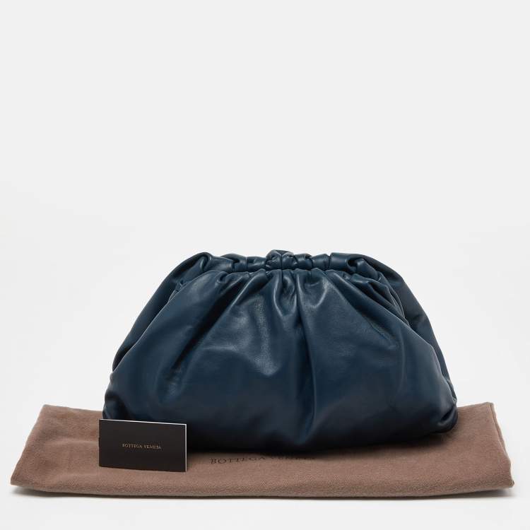 Pre Owned Bottega Veneta Teal Blue Leather The Pouch Clutch