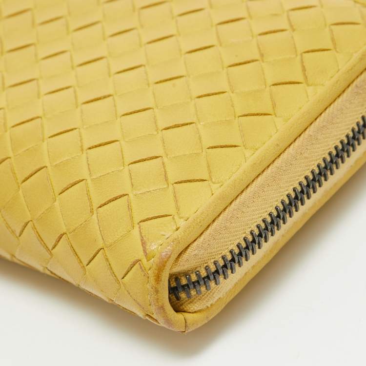 Pre Owned Bottega Veneta Yellow Intrecciato Leather Zip Around Wallet