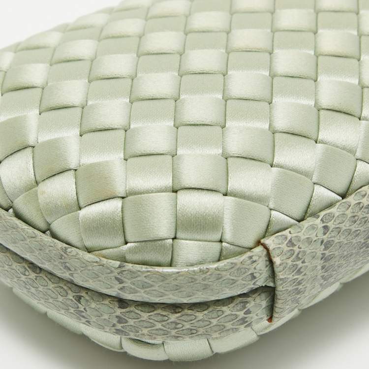 Pre Owned Bottega Veneta Light Green Intrecciato Satin and Watersnake Leather Knot Long Clutch