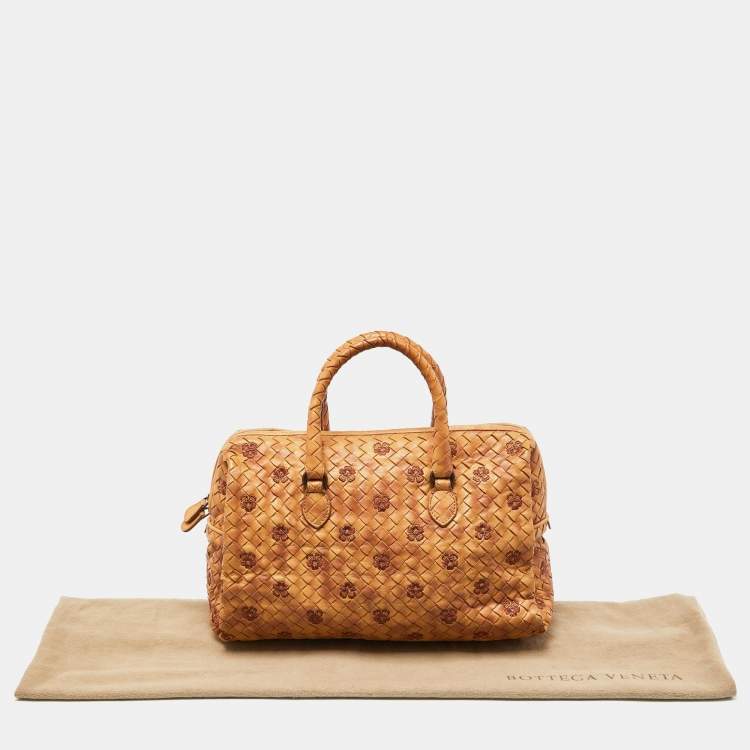 مملوكة مسبقًا Bottega Veneta Beige Intrecciato Leather Embroidered Floral Satchel