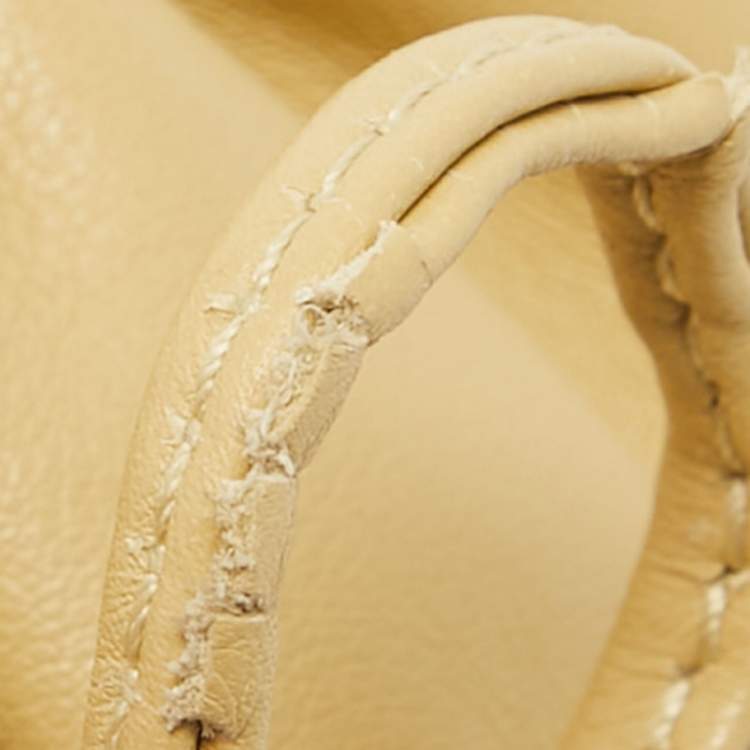Pre Owned Bottega Veneta Porridge Leather Mini The Pouch Bag