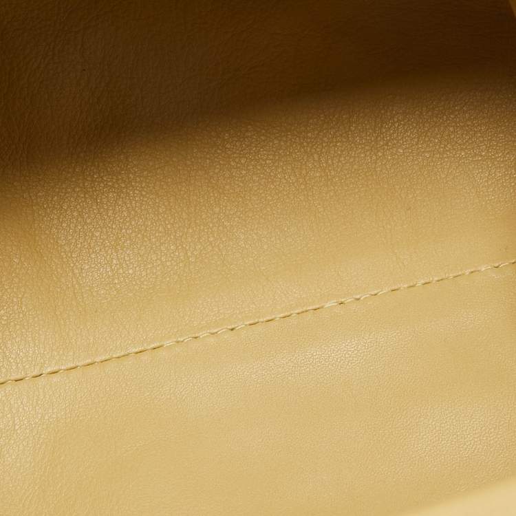 Pre Owned Bottega Veneta Porridge Leather Mini The Pouch Bag