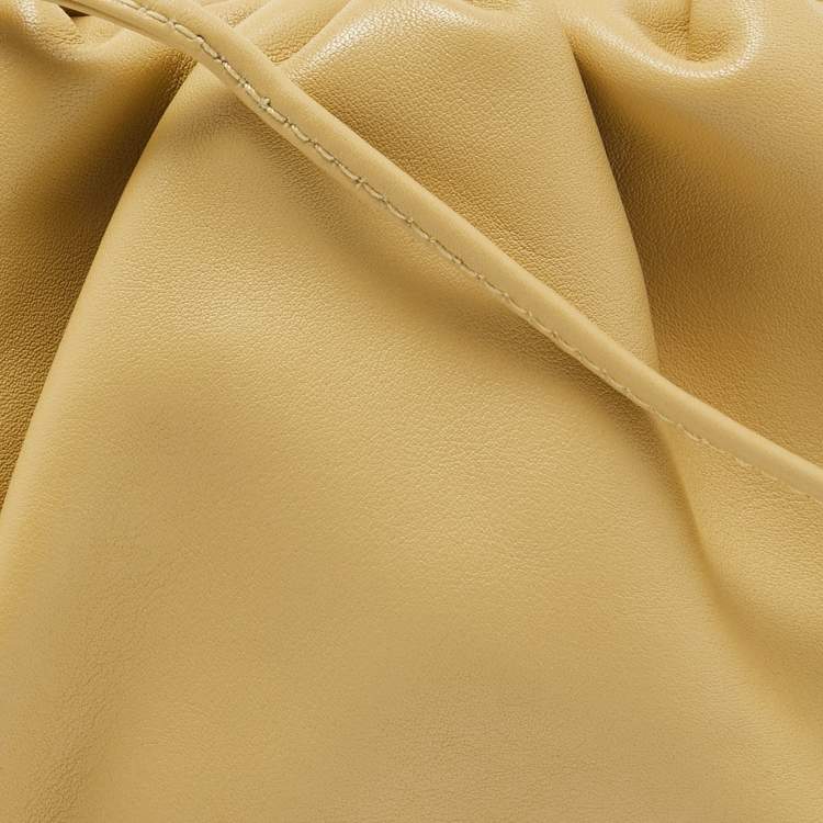 Pre Owned Bottega Veneta Porridge Leather Mini The Pouch Bag