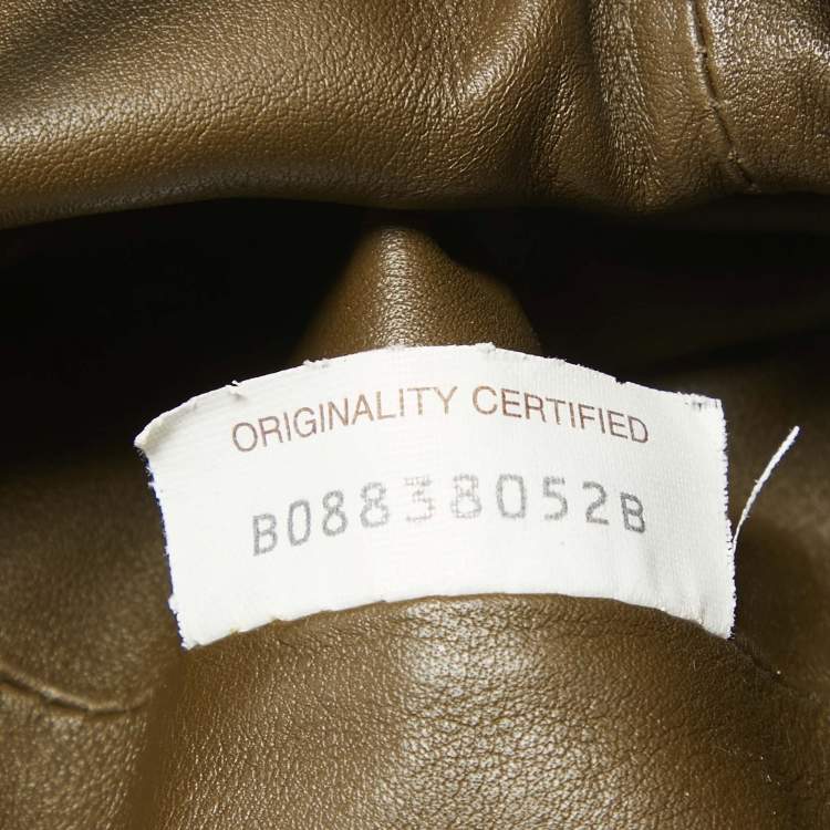 Pre Owned Bottega Veneta Olive Green Leather Mini The Pouch Bag