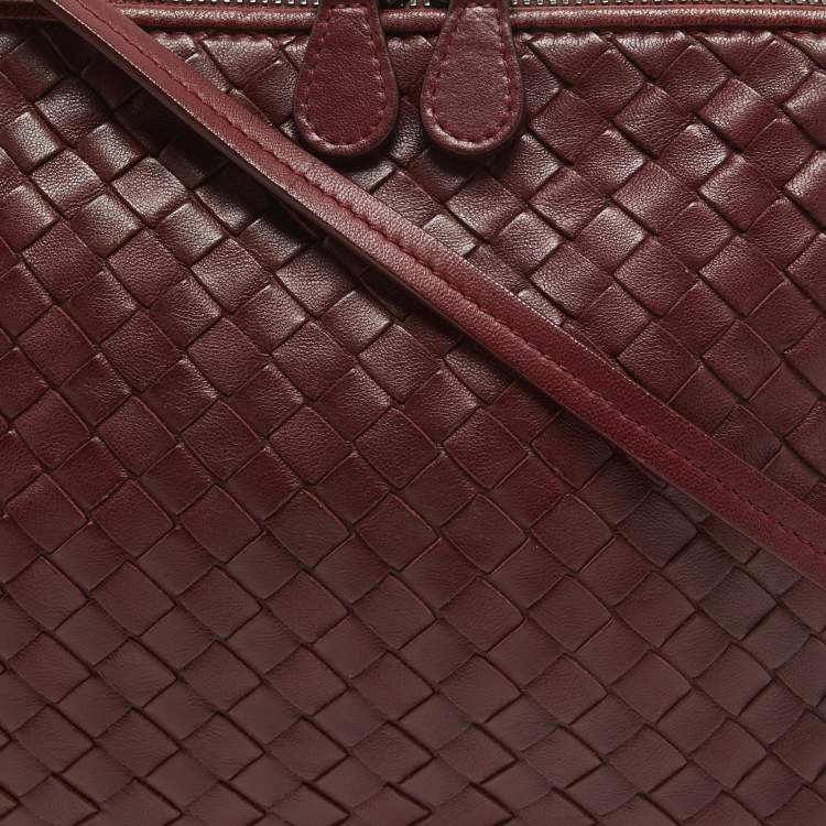 Pre Owned Bottega Veneta Burgundy Intrecciato Leather Nodini Crossbody Bag