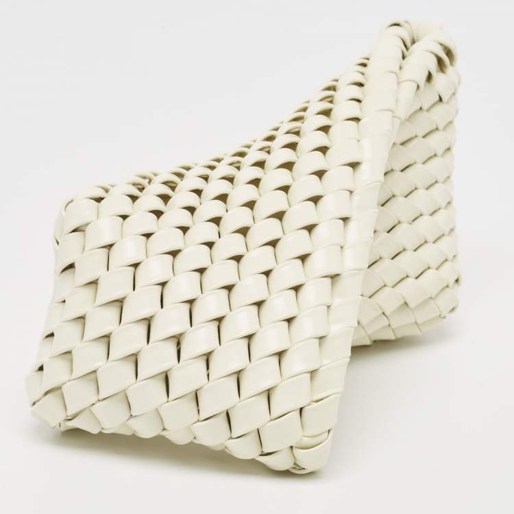 Pre Owned Bottega Veneta White Intrecciato Leather Structure Clutch