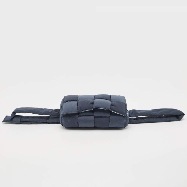 Pre Owned Bottega Veneta Navy Blue Padded Tech Fabric Cassette Belt Bag