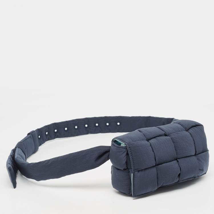 Pre Owned Bottega Veneta Navy Blue Padded Tech Fabric Cassette Belt Bag